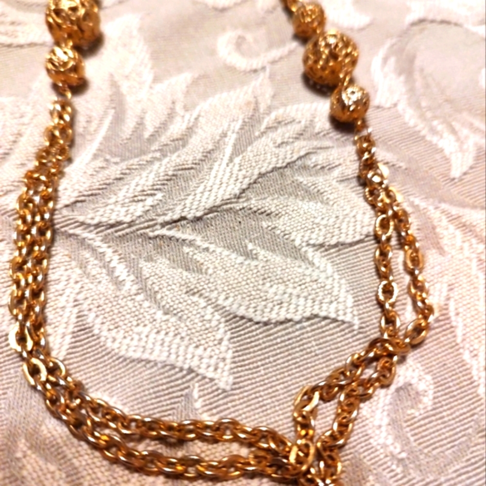 ⚜️🌹⚜️ Gorgeous Vintage Gold Filigree Ball Draping Necklace - Picture 6 of 6